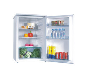 China Pequeño congelador de refrigerador de la despensa Minibar termoeléctrico de 134 litros para el hogar proveedor